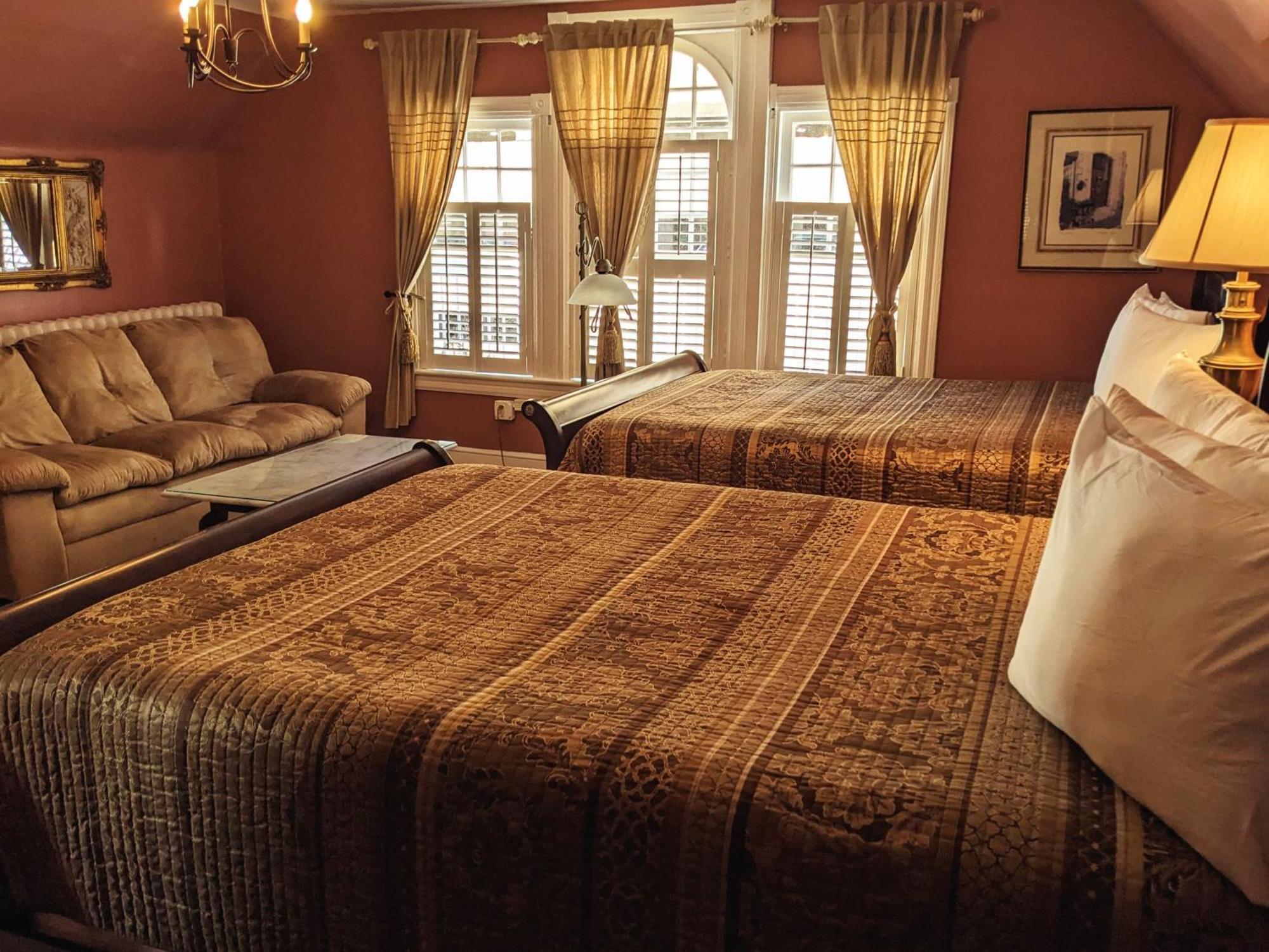 Chelsea Pub And Inn Атлантик Сити Экстерьер фото