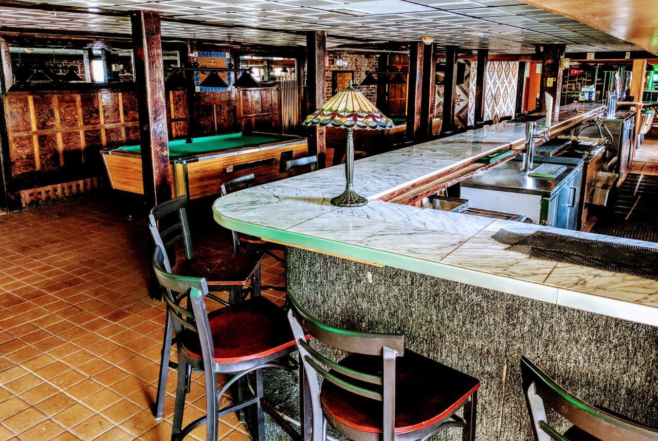 Chelsea Pub And Inn Атлантик Сити Экстерьер фото